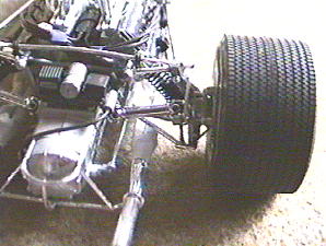 Lotus 49: Hinterradaufh&auml;ngung